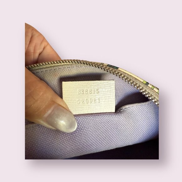 Gucci Flora Knight Zip Pouch | Bamboo Accent - Picture 9 of 10